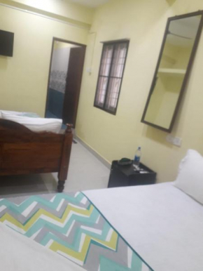 VARADHAR GUEST HOUSE